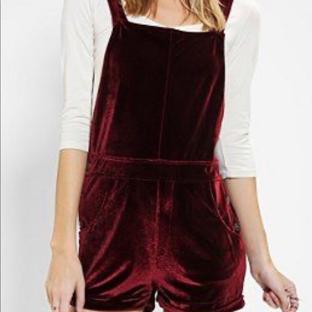 Velvet burgundy overalls by Minkpink